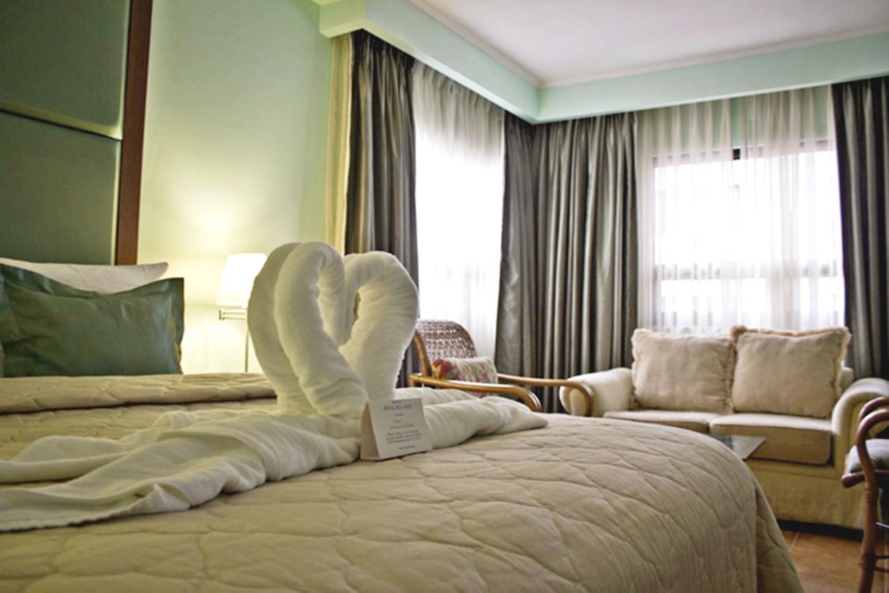Royal Bellagio Hotel Makati City Bagian luar foto