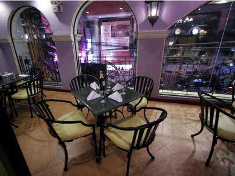 Royal Bellagio Hotel Makati City Bagian luar foto